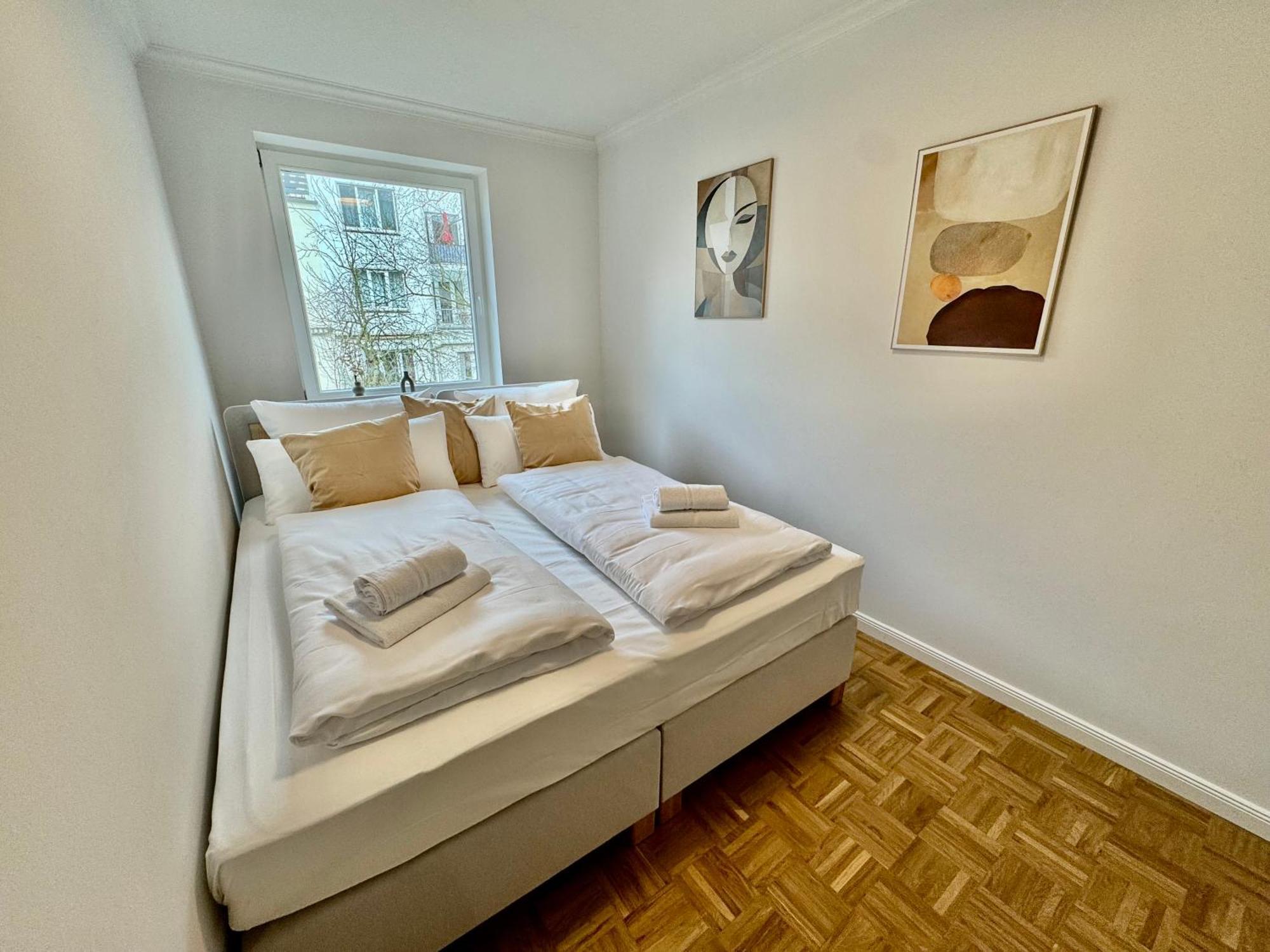 Mel&Bens Modern Oak-Apartments Fuer Bis Zu 12 Personen Bremen Luaran gambar
